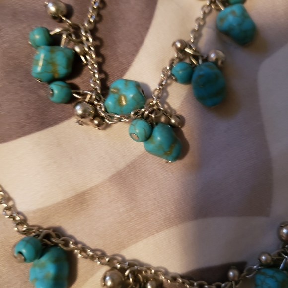 Costume jewelry sets - Picture 2 of 5